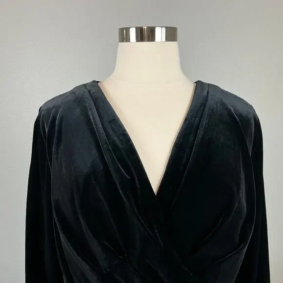 Alex Evenings Velvet A-Line V-Neck Midi Cocktail Dress Black and Green Size 20W - Picture 8 of 13